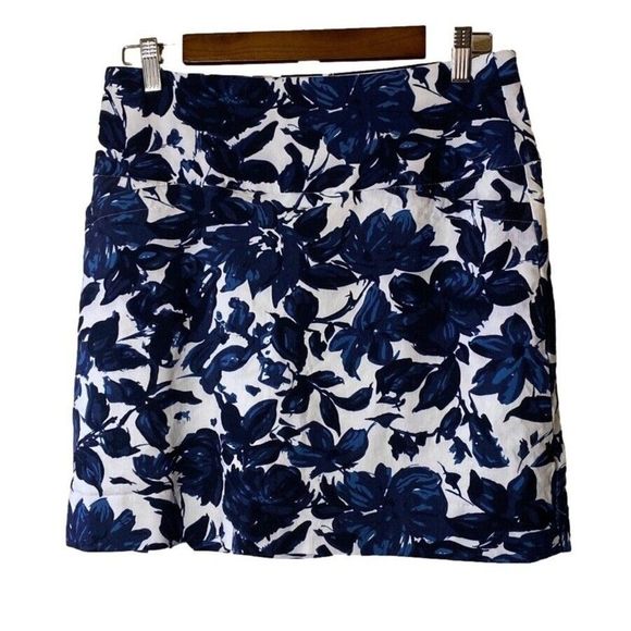 S.C. & Co. Women's Skirted Shorts Tummy Control Medium Blue Floral Pattern‎ - Picture 1 of 7
